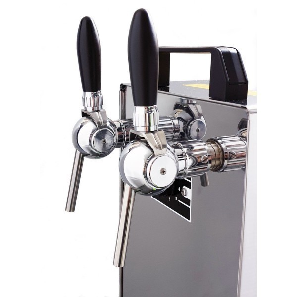 Lindr KONTAKT 40 NEW con grifos Cosmo Lindr KONTAKT 40 NEW con grifos Cosmo